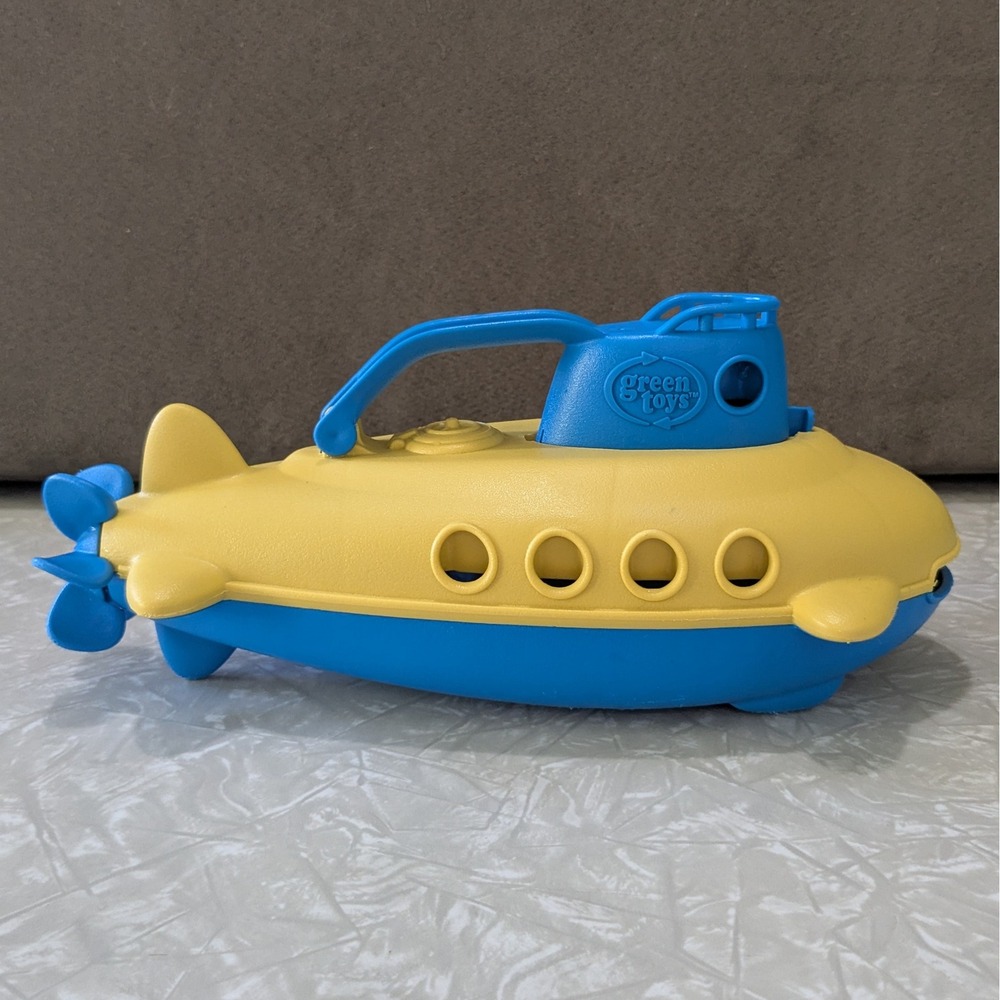 Green Toys Submarine Yellow and Blue Recycled Plastic USA Made